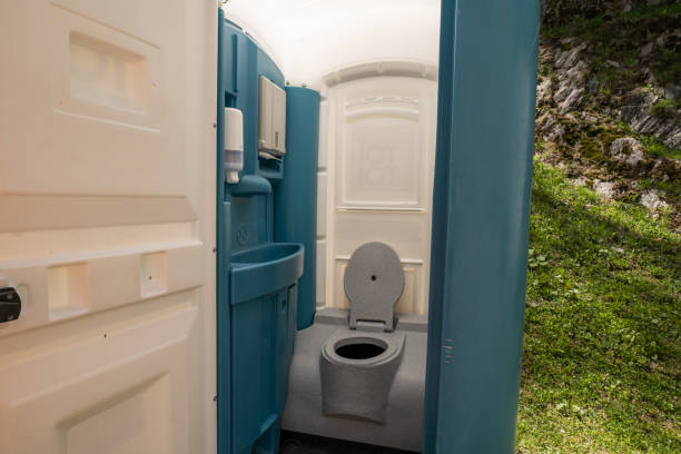 Types of Portable Toilets We Offer in Blountsville, AL